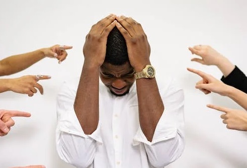 Mengenal Ragam Bullying, Disertai Penyebab dan Cara Mencegah