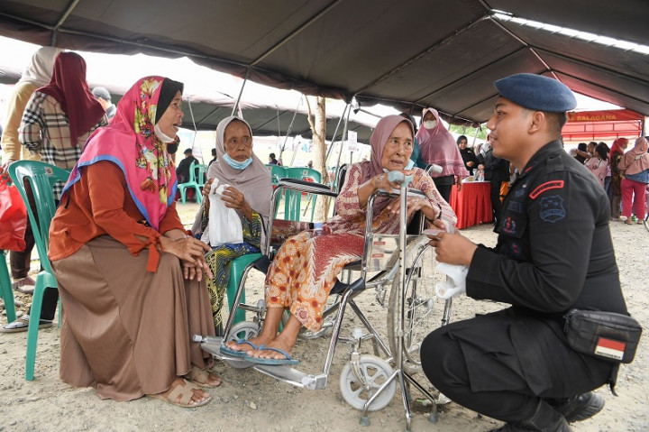 Pemprov DKI Bareng Brimob dan BKKN Berupaya Tekan Angka Stunting di Cilincing