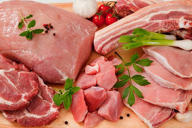 semua jenis daging merah memiliki kandungan purin tinggi dan perlu dihindari penderita asam urat, foto: pexels