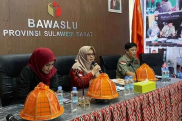 Warga Sulbar Bisa Mengawasi Pemilu Melalui Aplikasi Bawaslu