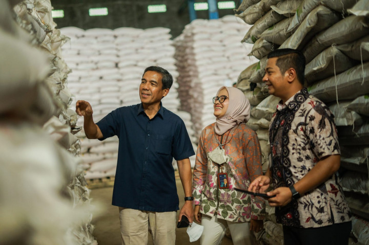 Tenang Petani, Stok Pupuk Subsidi Aman Sampai 4 Minggu ke Depan
