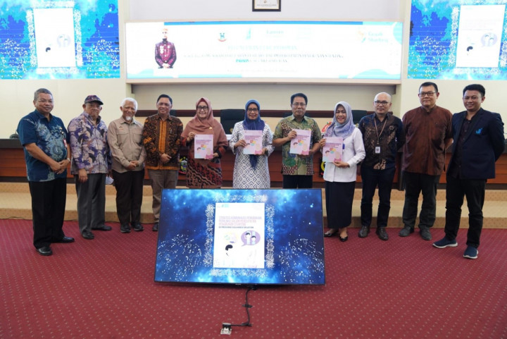 Buku Pedoman Strategi Komunikasi Perubahan Perilaku untuk Turunkan Stunting