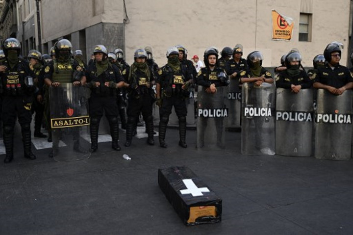 Peru Kembali Perpanjang Status Darurat di Tengah Kerusuhan Politik