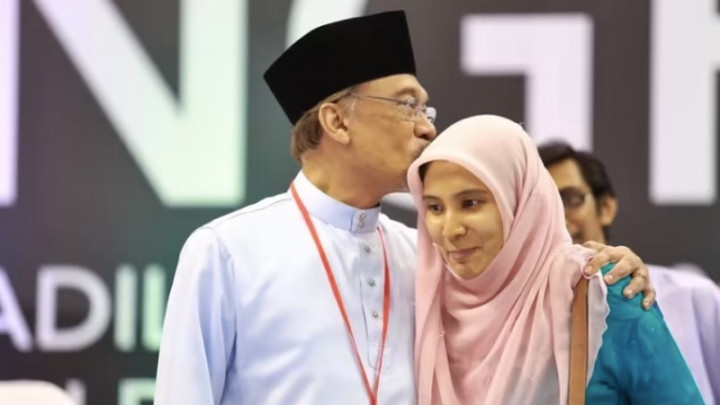 Sempat Dikecam, Putri Anwar Ibrahum Mundur sebagai Penasihat