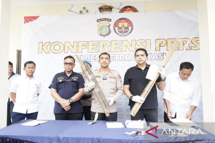 Polres Metro Bekasi Tetapkan 4 Tersangka Bentrok Ormas vs Debt Collector