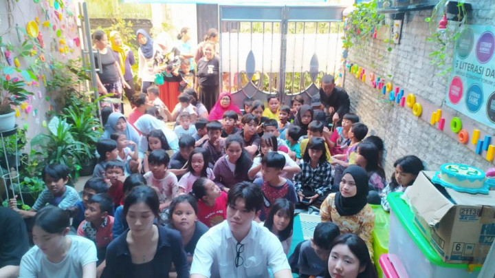 Mahasiswa UI Asal Korea dan Tiongkok Takjub Keramahan Anak Jakarta