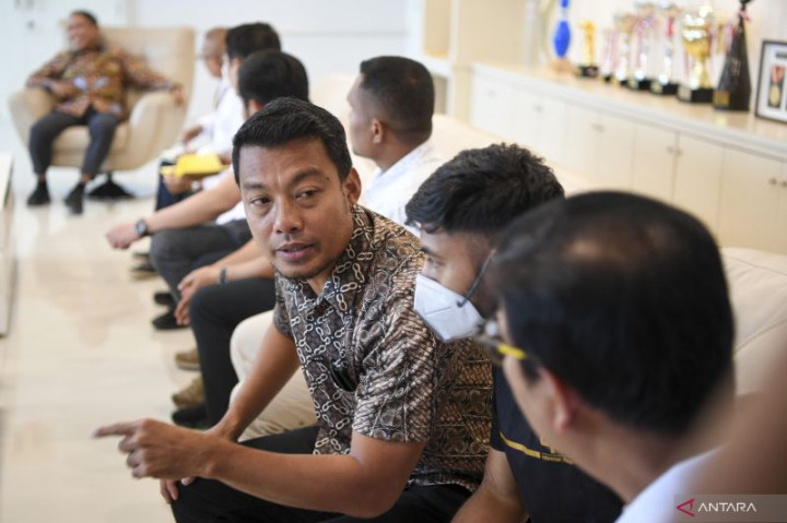 Hamka Hamzah Sindir Pengurus PSSI yang Suka Berpolitik