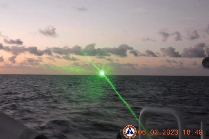 Tiongkok Tembakkan Laser ke Kapal Filipina, AS: Provokatif dan Tidak Aman