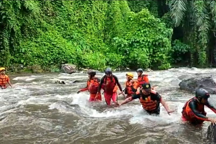 3 Anak Meninggal Dalam Musibah Banjir di NTB