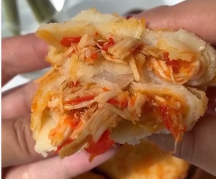  Risol ayam Suir Pedas (Foto: dapurumiayu)