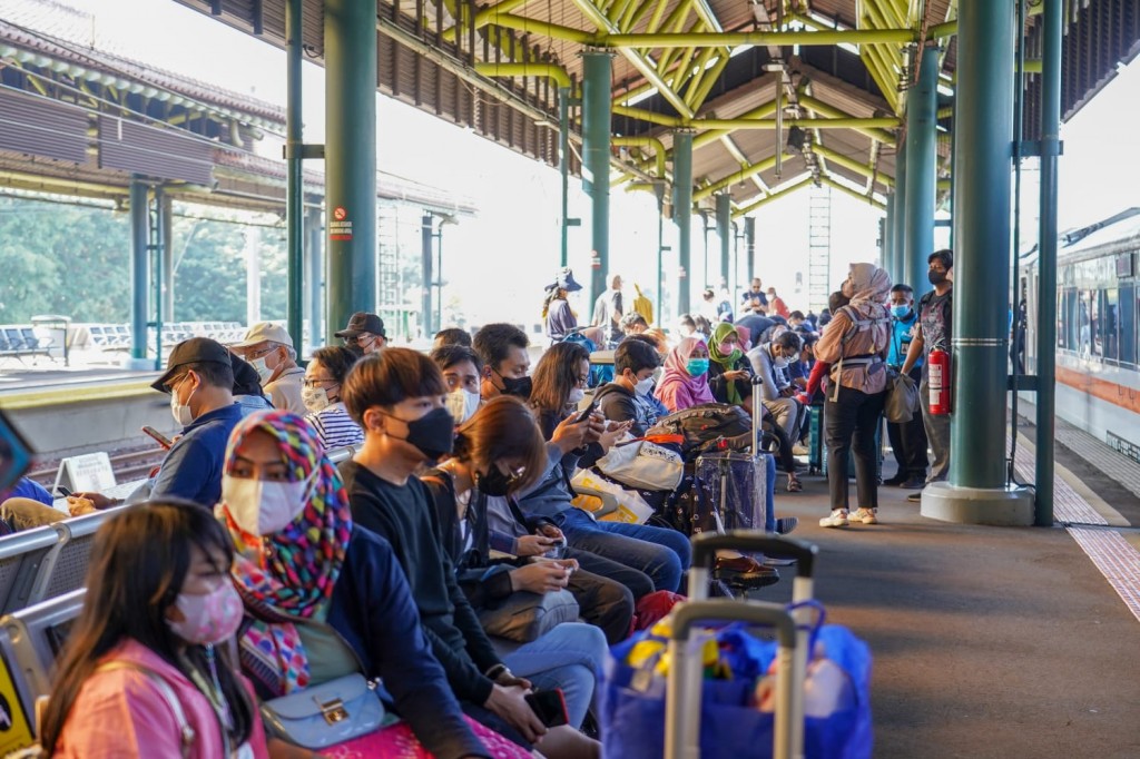 Ilustrasi arus mudik di stasiun kereta api. Foto: dok KAI.