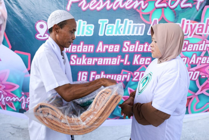 Disumbang Mushaf, Majelis Taklim di Medan Diharapkan Cetak Generasi Penghafal Al-Qur'an