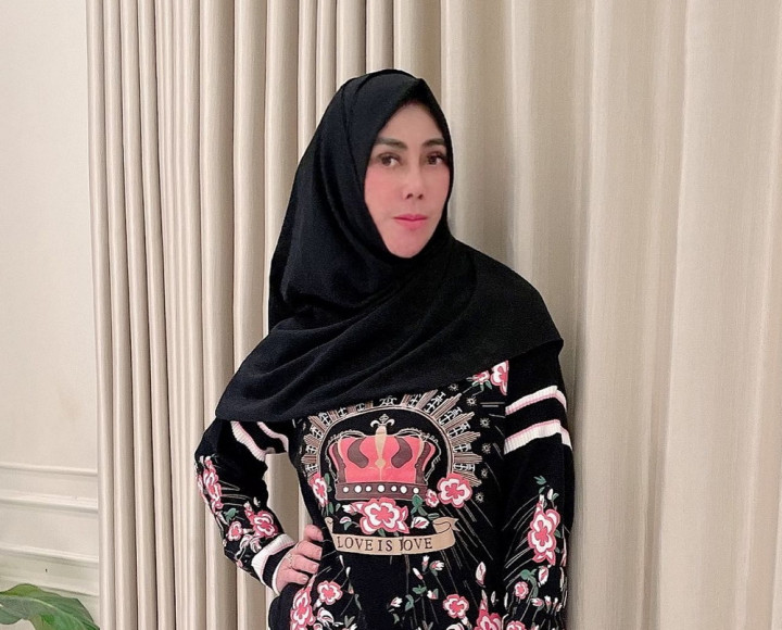 Kondisi Terkini Ibunda Raffi Ahmad Setelah Operasi