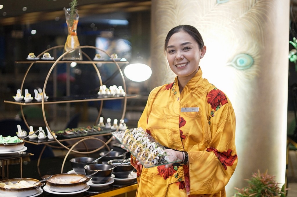 Sushi yang telah akrab di lidah para pencinta kuliner Indonesia menjadi yang tak terlupakan disajikan di Harmony Iftar. Foto: Dok, GDSS)