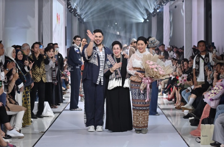 Ivan Gunawan saat Pergelaran Garis Poetih Fashion & Trade 2023. (Foto: Ist)