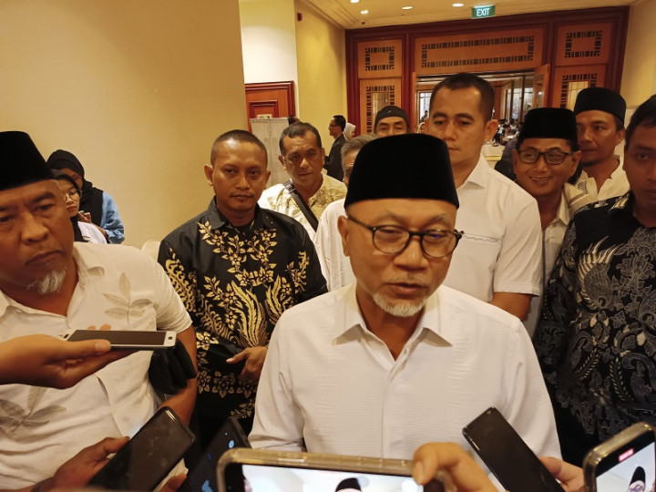 Zulhas Sebut Muhammadiyah-NU Sudah Tak Perlu Ribut Kunut <i>Gak</i> Kunut