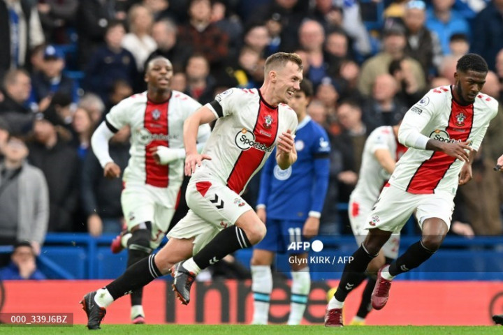 Tendangan Bebas Ward-Prowse Bawa Southampton Bekuk Chelsea