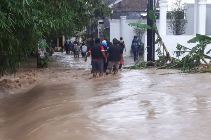 Pemkot Semarang Cari Solusi Jangka Panjang Atasi Banjir Bandang