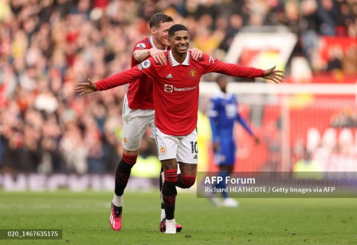 Setan Merah Lumat Si Rubah