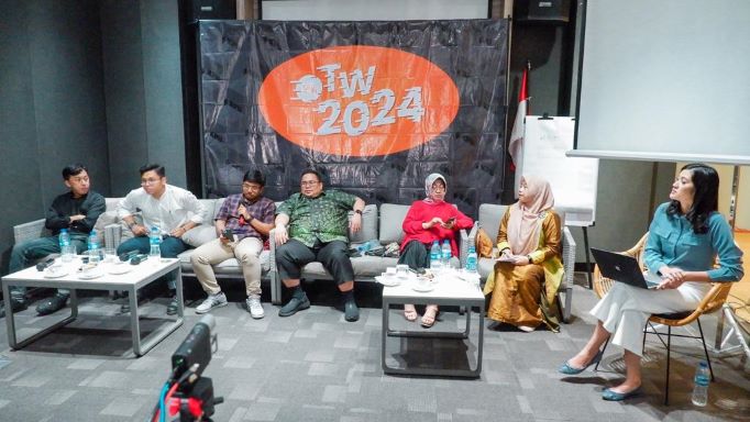 Suasana diskusi publik KedaiKOPI bertajuk OTW 2024. Dok. Istimewa