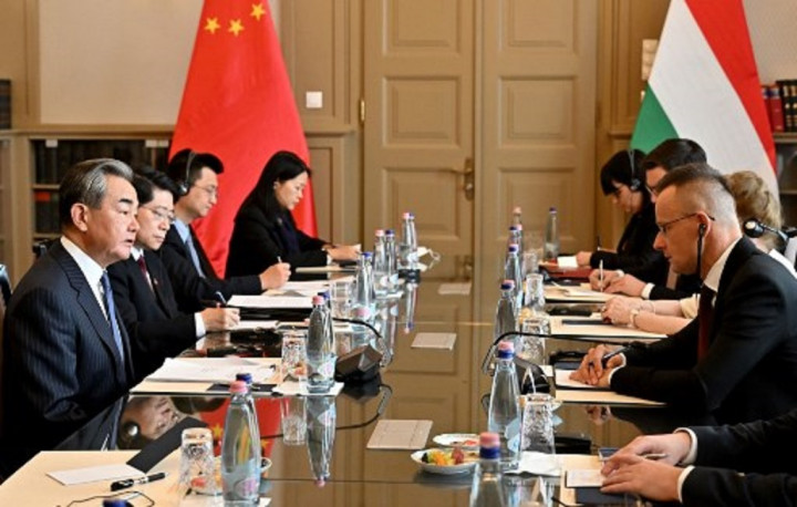 Tiongkok dan Hongaria Siap Bantu Akhiri Konflik Ukraina