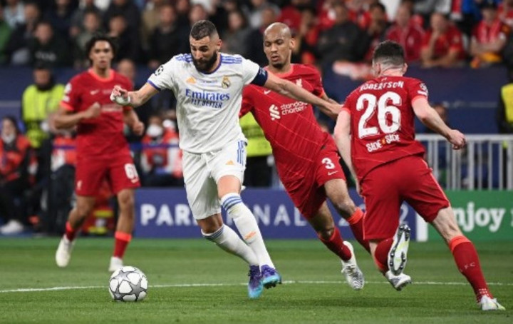 <i>Los Blancos</i> Pincang Tandang ke Anfield, Bandar Judi Unggulkan <i>The Reds</i>