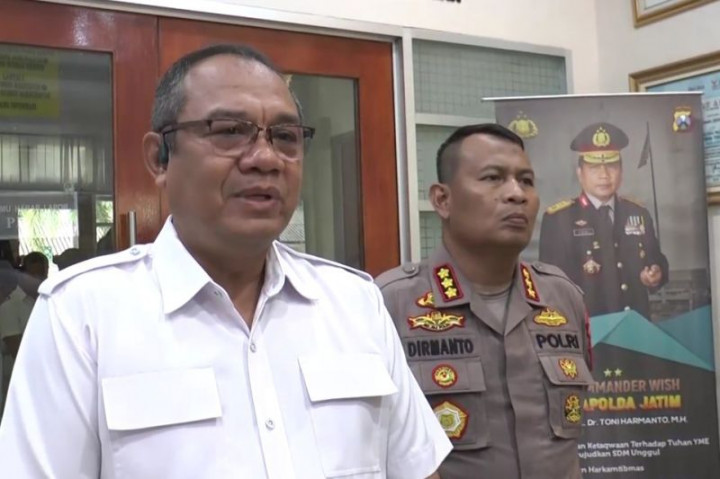 Labfor Polda Jatim Temukan Sejumlah Barang Bukti Ledakan di Blitar