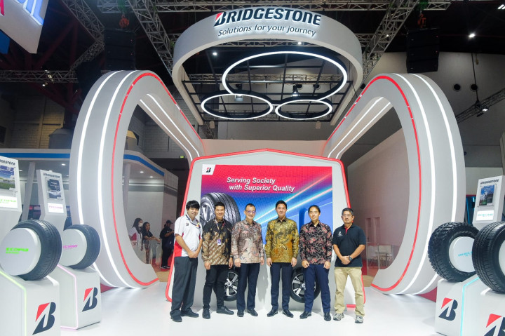 Jurus Bridgestone Permudah Konsumen Beli Ban Mobil
