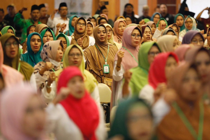 Ratusan Nyai dan Ning di Jateng Doa Bersama agar Indonesia Dapat Pemimpin Amanah