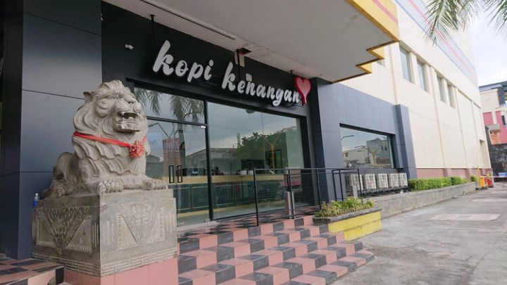 5 Berita Terpopuler Ekonomi, dari <i>Bekingan</i> Kopi Kenangan Sampai Nasib Pekerja Kontrak