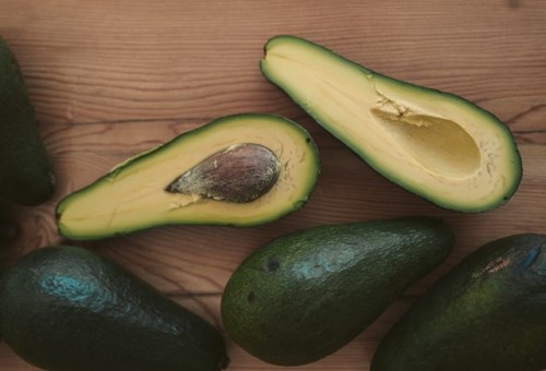 Punya Penyakit Jantung? Terapkan Rutin Makan Alpukat 2 Kali Seminggu