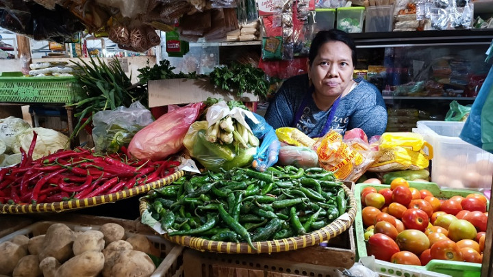 Harga Bahan Pokok di Cirebon Turun