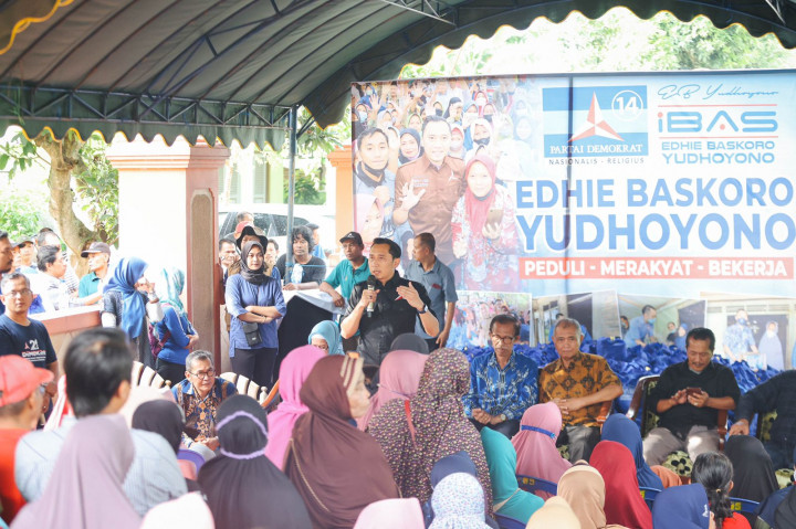 Ibas Dorong Pembangunan Infrastruktur Sampai ke Desa