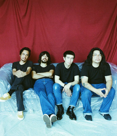 Gitaris telah Bebas dari Penjara, Kelompok Penerbang Roket Kembali dengan Lagu Baru