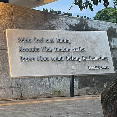 Keren! Potongan Lirik Lagu Endah N' Rhesa Terpatri di Alun-alun Pamulang!