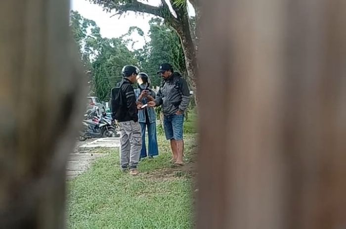 Staf Dukcapil Diduga <i>Nyambi</i> Calo Diringkus