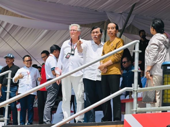 Presiden Saksikan Langsung Balapan F1 Powerboat di Sumatra Utara