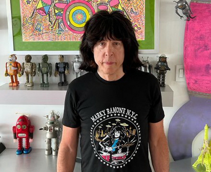 Cover Lagu Ramones, Paduan Suara Sekolah Indonesia Dikomentari Marky Ramone