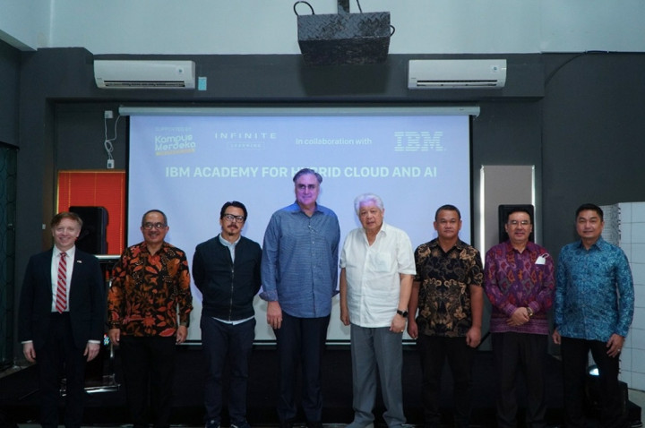 Akademi IBM untuk Hybrid Cloud dan AI Ada di Batam