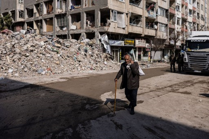 Gempa Bumi Baru Magnitudo 5,6 Guncang Turki, 1 Orang Tewas