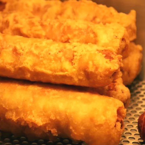 Buat Takjil Sosis Goreng Tepung, Gorengan Mantul untuk Buka Puasa