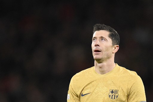 Lewandowski Berpotensi Absen Bantu Barcelona di El Clasico Semifinal Copa del Rey