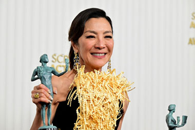 Michelle Yeoh Jadi Aktris Terbaik di SAG Awards 2023