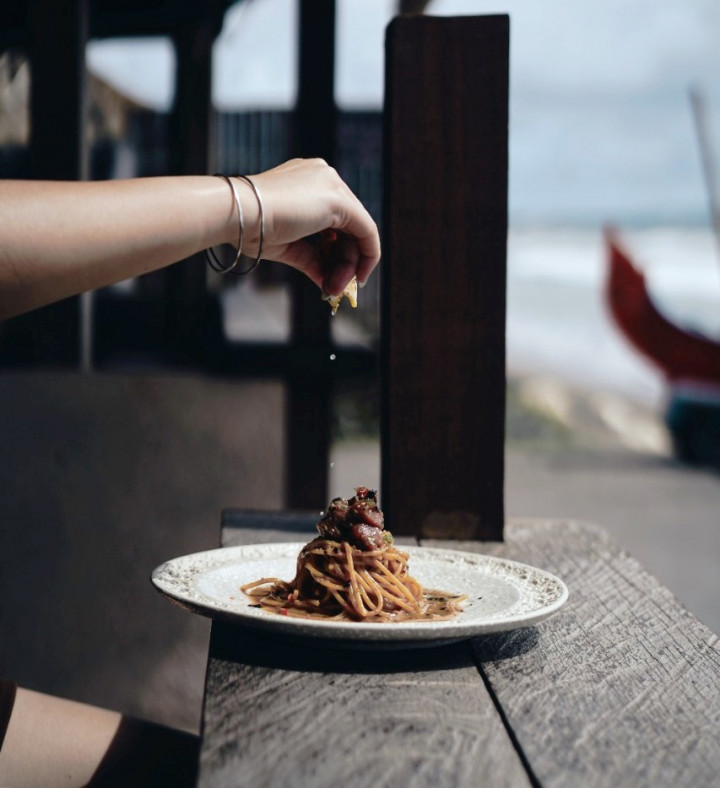 Menanti Senja Bali dengan Hidangan Premium Oyster