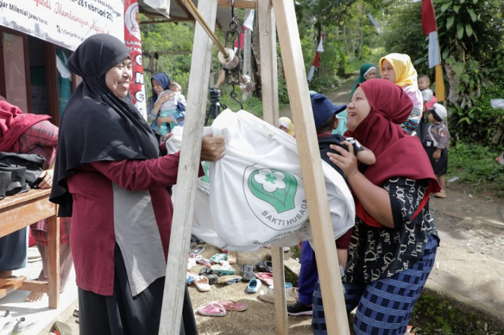 Warga Kabupaten Sukabumi Dapat Prioritas Program Pemberdayaan