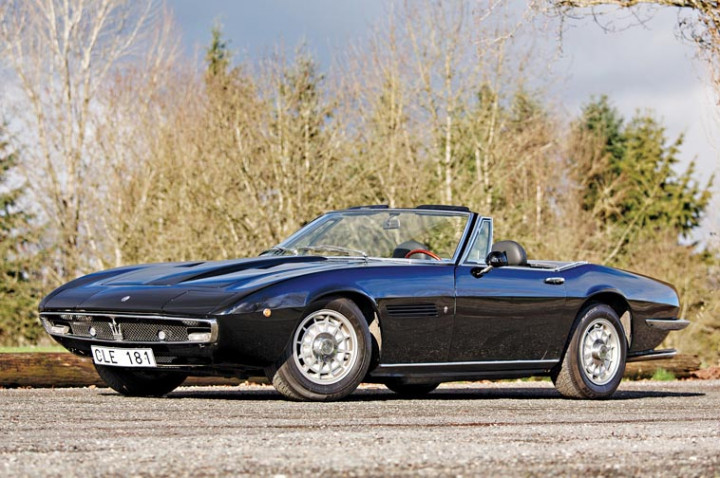 Waduh, Adam Levine Kena Tipu Beli Mobil Klasik