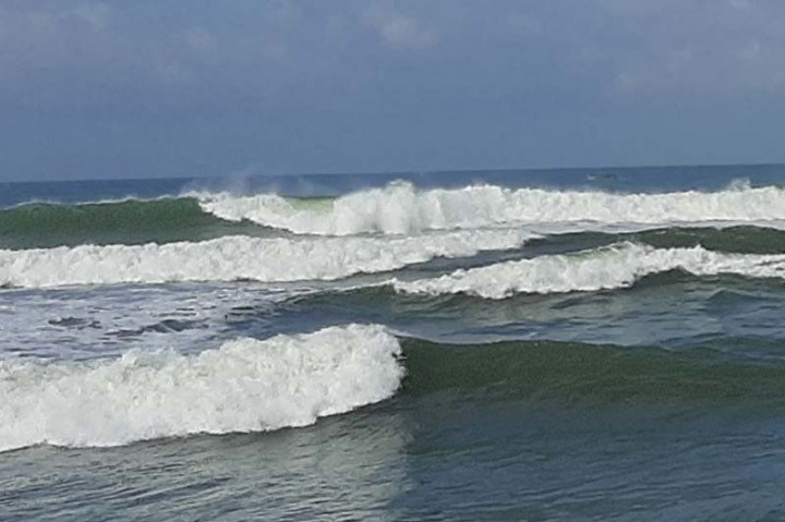 Gelombang Tinggi Capai 2,5 Meter, Nelayan Kalteng Diimbau Waspada