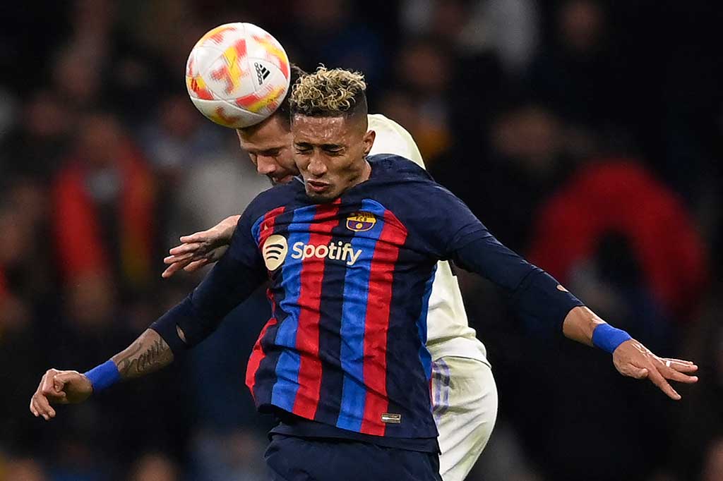 Madrid Vs Barcelona: Blaugrana Menang 1-0 Lewat Gol Bunuh Diri Militao