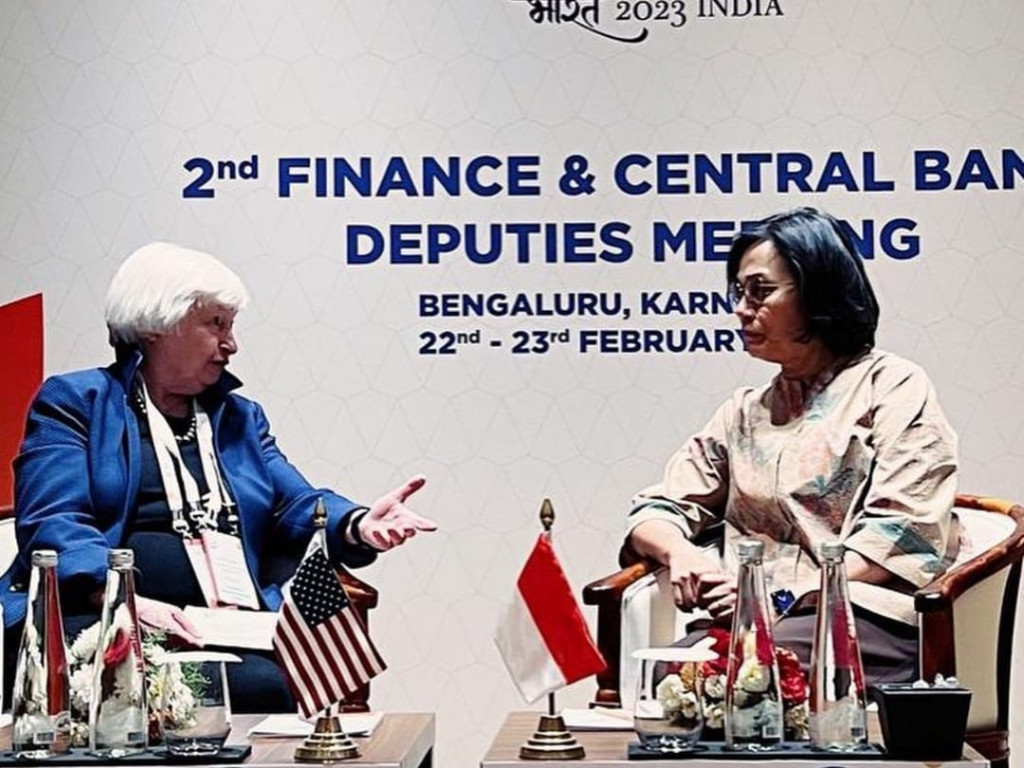 Menkeu RI Sri Mulyani bersama Menkeu AS Janet Yellen. Foto: Instagram @smindrawati.