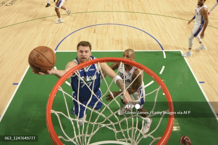 NBA: Doncic dan Irving Bantu Mavericks Bekuk 76ers